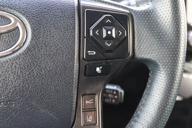 Used 2021 Toyota 4Runner Venture w/ Moonroof Package image 28