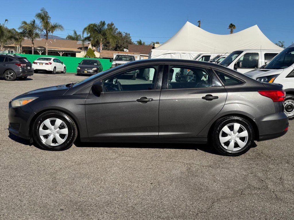 Used 2015 Ford Focus S image 10