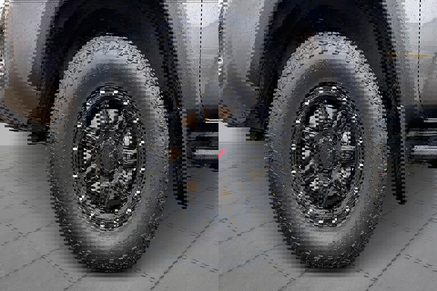 Used 2022 Toyota Tacoma TRD Off-Road AWD/4WD image 10