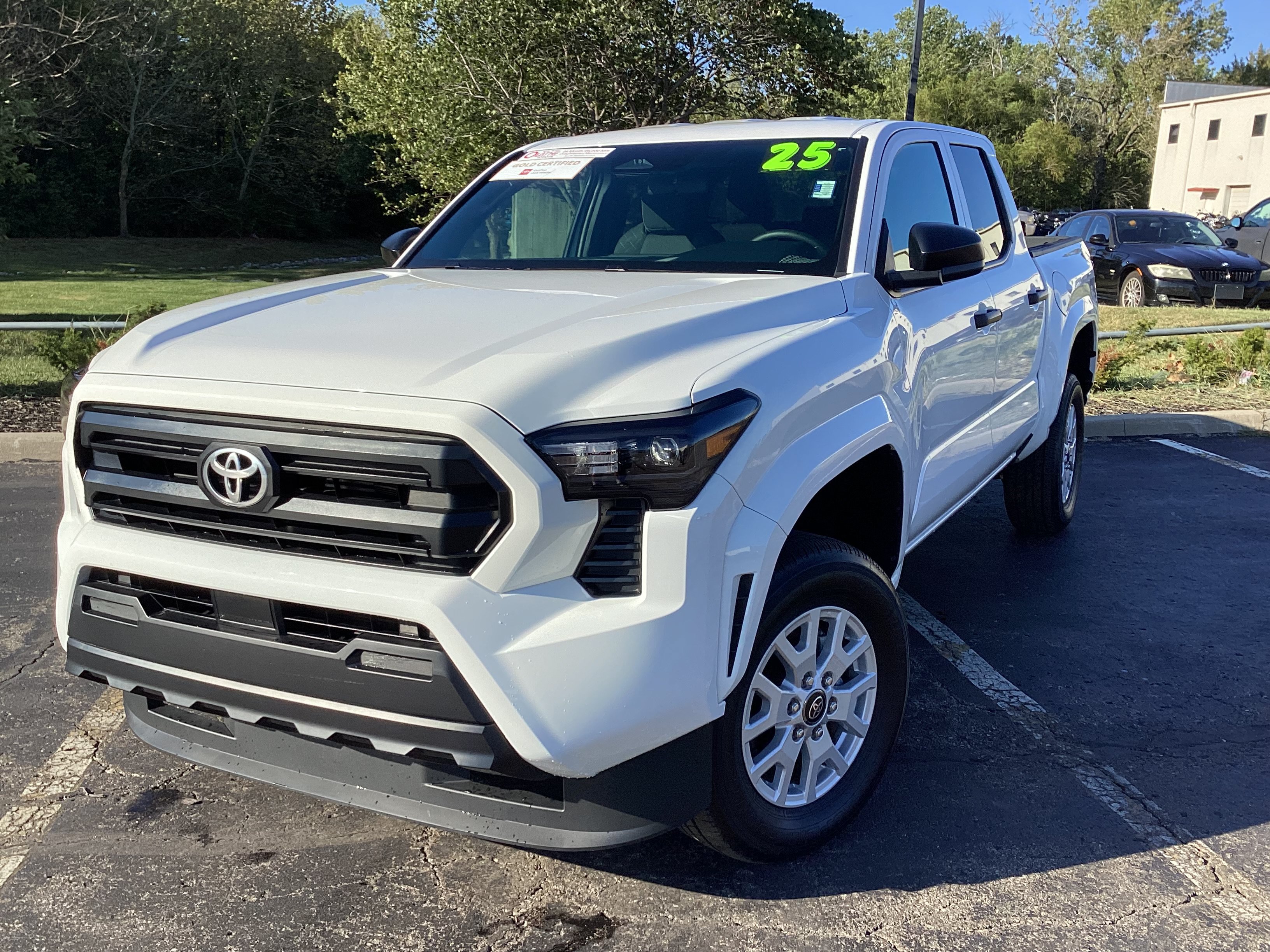 Certified 2025 Toyota Tacoma SR AWD/4WD image 30