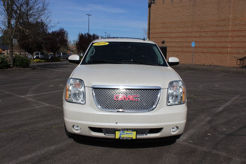 Used 2014 GMC Yukon XL Denali AWD/4WD image 6