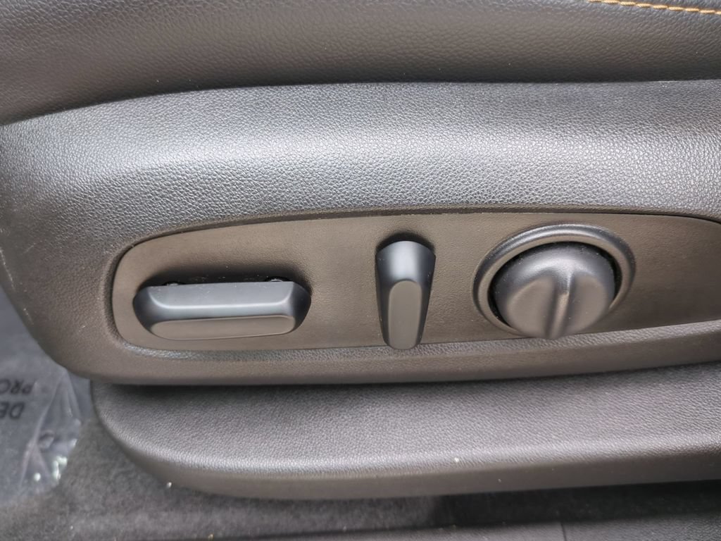 Certified 2019 Chevrolet Equinox Premier FWD image 21