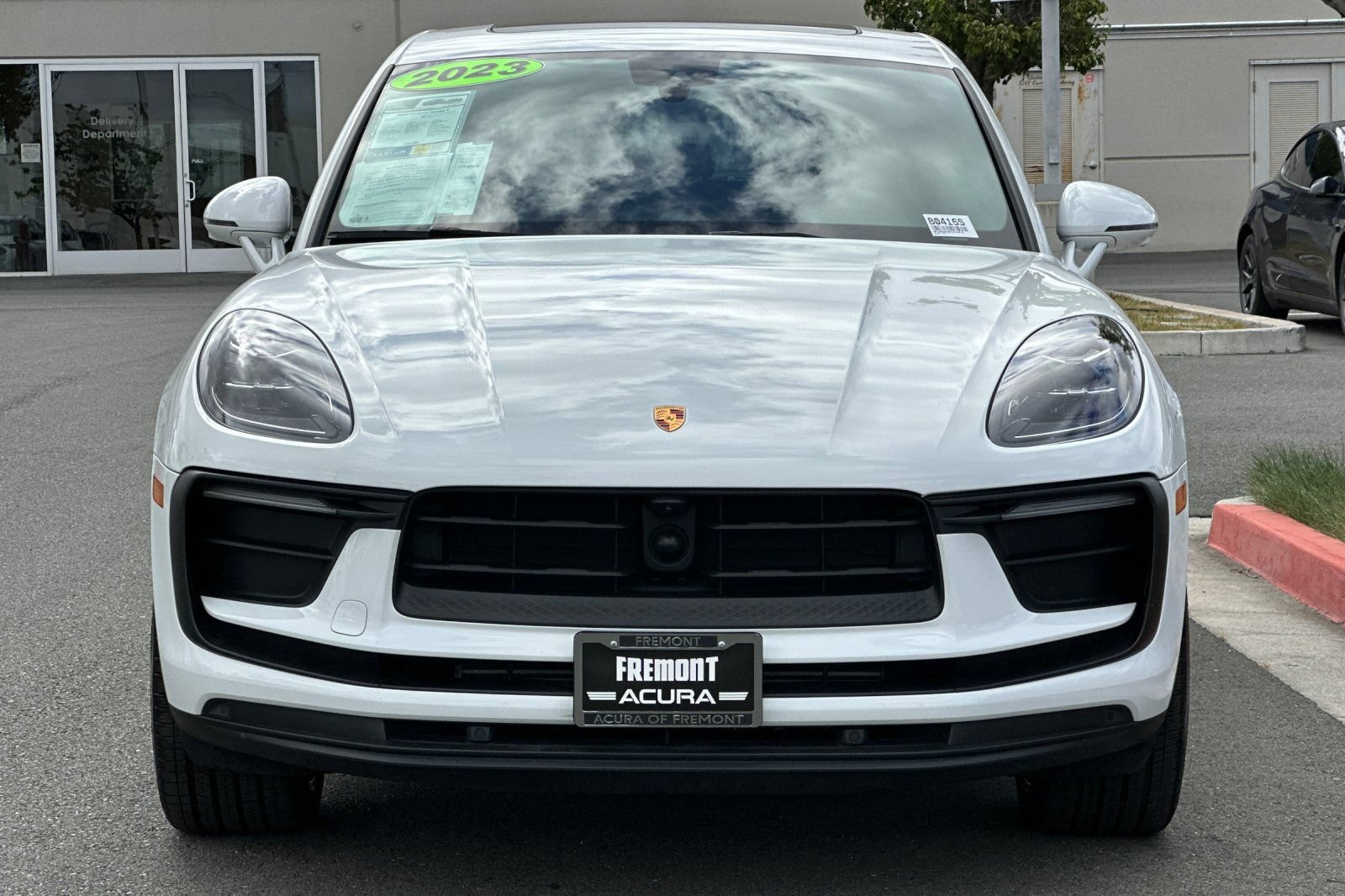 Used 2023 Porsche Macan Turbo AWD/4WD image 9