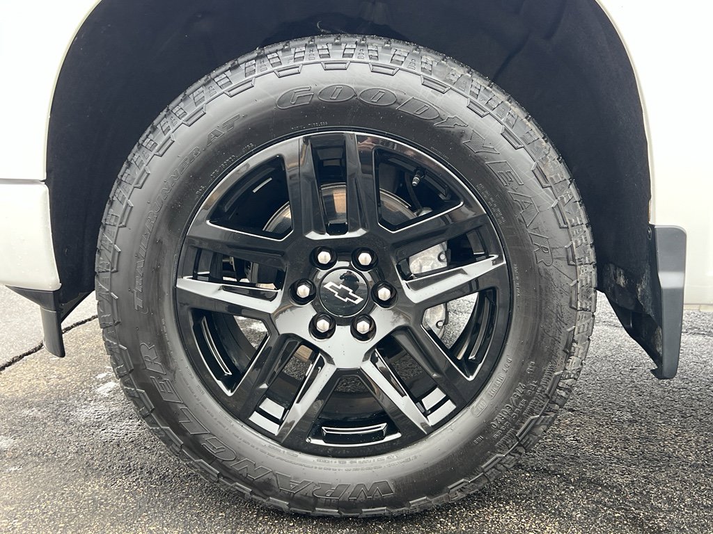 Used 2024 Chevrolet Silverado 1500 RST w/ Convenience Package II image 13