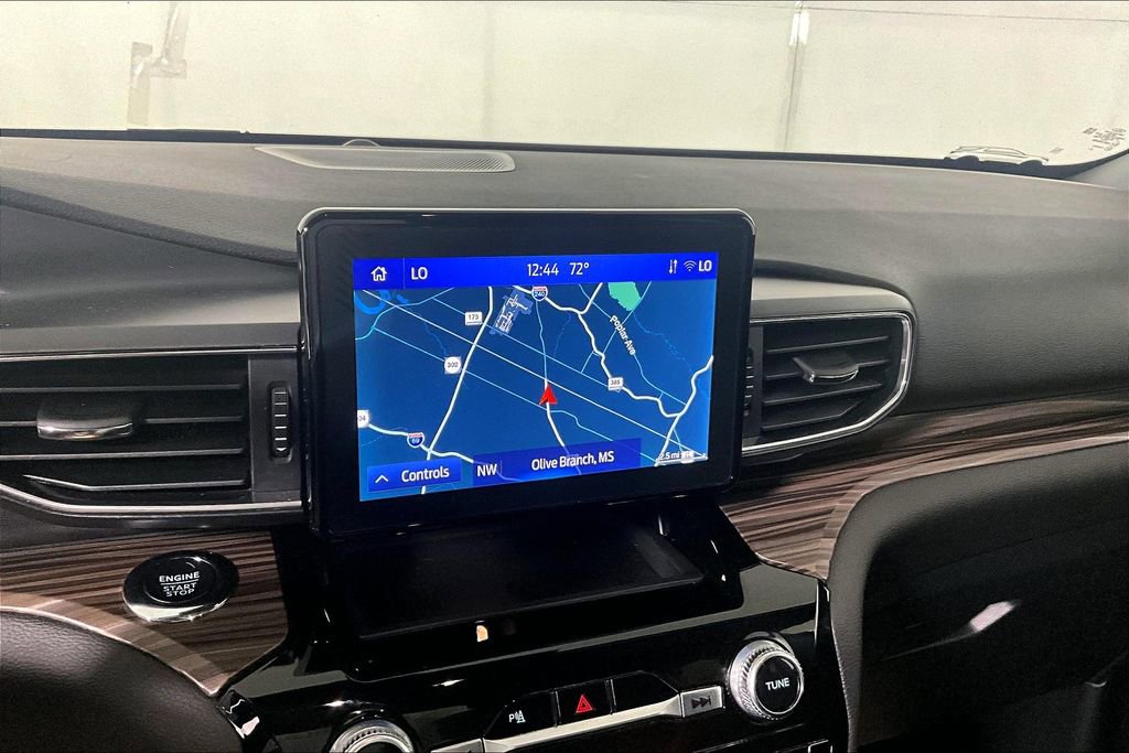 Used 2024 Ford Explorer Limited image 21