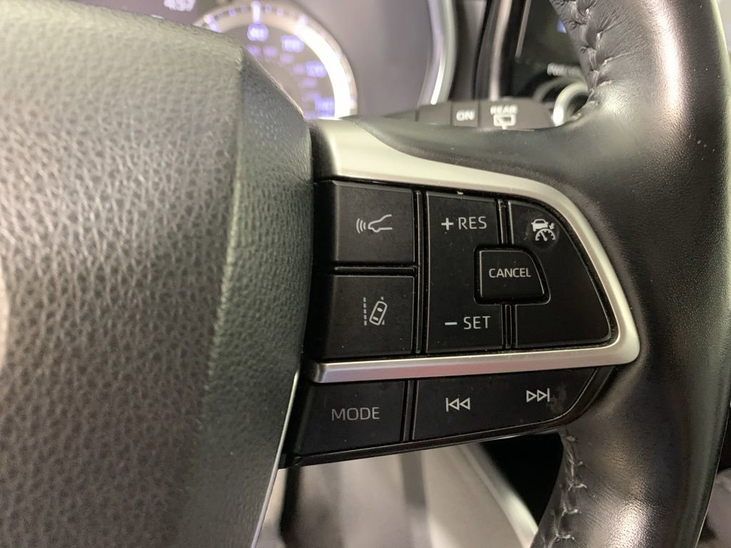 Used 2022 Toyota Highlander Platinum AWD/4WD image 21