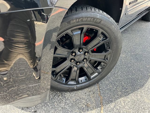 Used 2020 GMC Yukon XL Denali w/ Denali Ultimate Package image 10