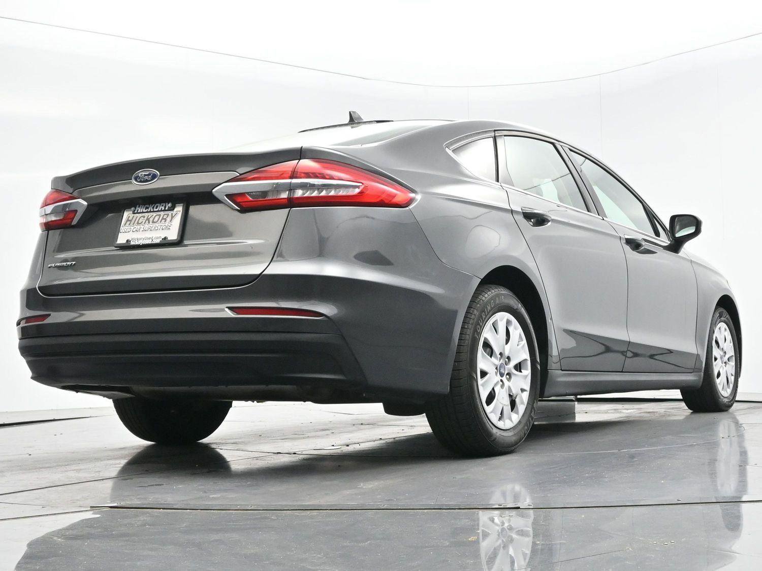 Used 2020 Ford Fusion S FWD image 41