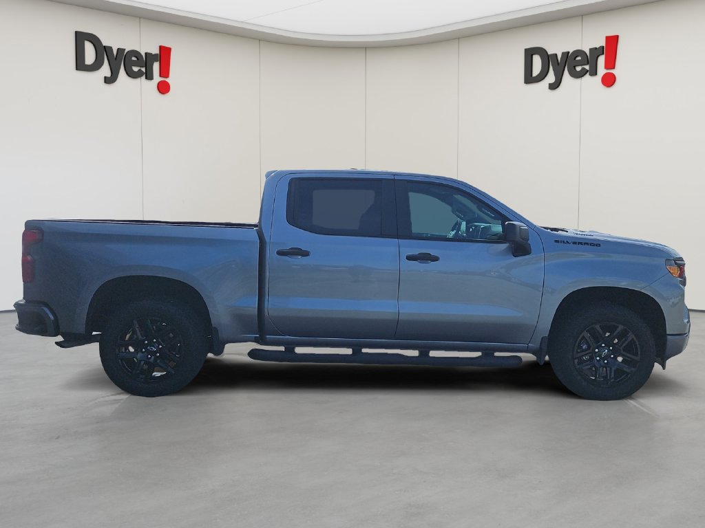 Used 2024 Chevrolet Silverado 1500 Custom w/ Turbomax Blackout Package RWD image 6