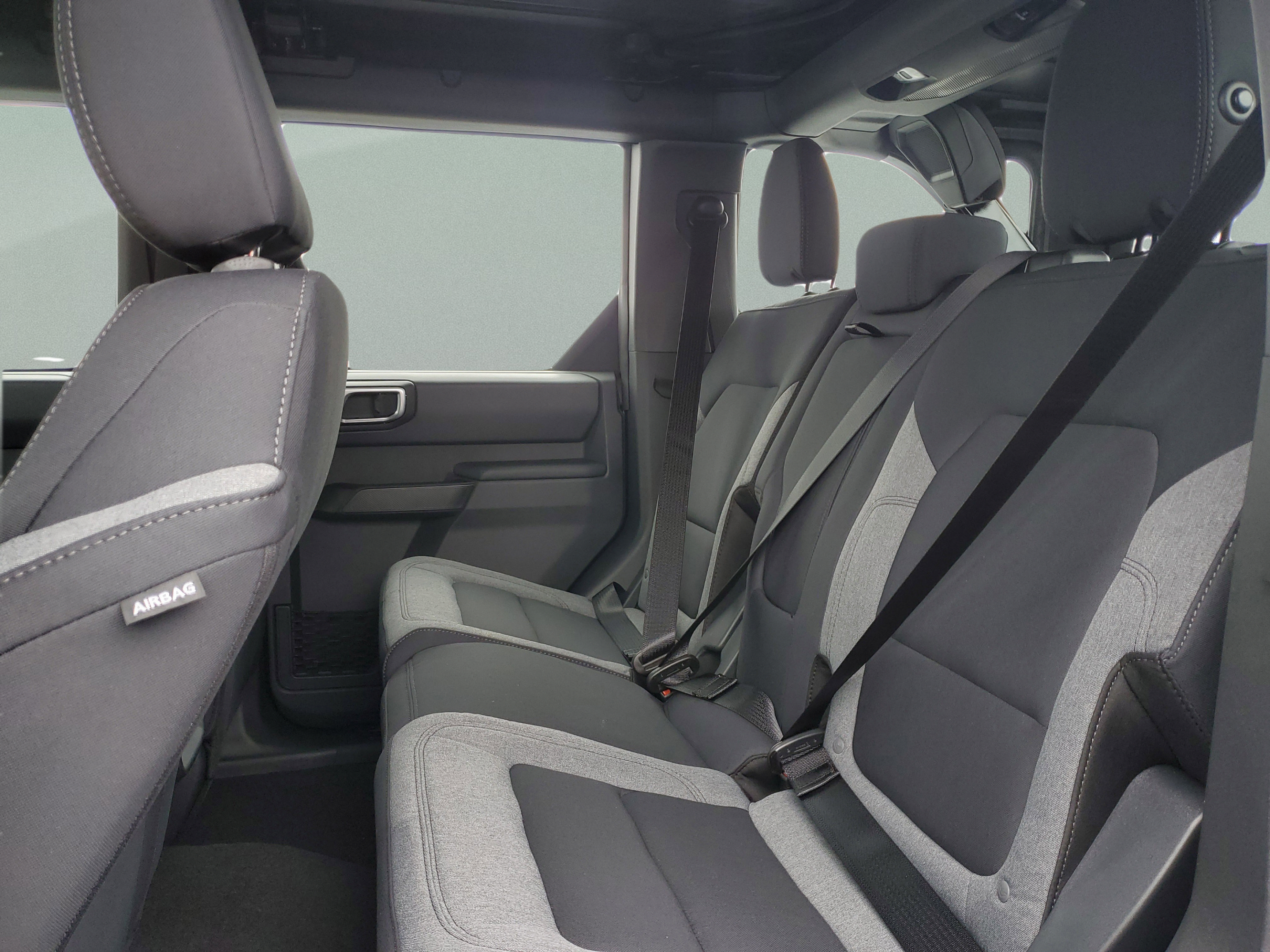 New 2025 Ford Bronco 4-Door AWD/4WD image 5