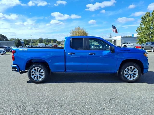 New 2026 Chevrolet Silverado 1500 Custom w/ LPO, Dark Essentials Package image 6