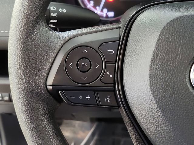 Used 2025 Toyota RAV4 XLE FWD image 24