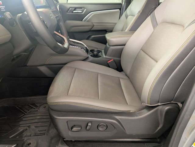 Certified 2024 Chevrolet Colorado ZR2 w/ ZR2 Convenience Package III image 14