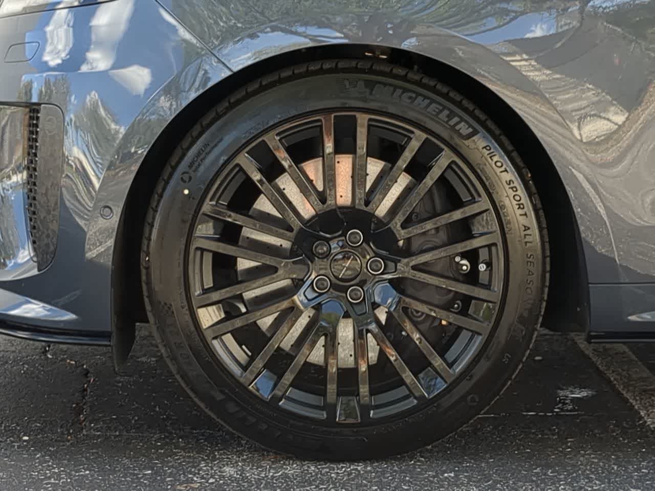 New 2026 Land Rover Range Rover Sport SV Carbon AWD/4WD image 13