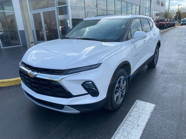 Used 2023 Chevrolet Blazer LT image 4