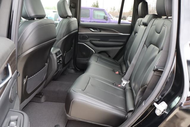 New 2026 Jeep Grand Cherokee Limited image 39