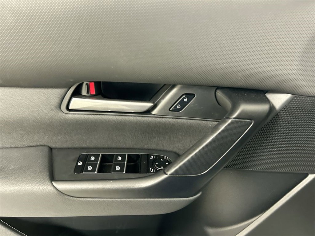 Certified 2025 MAZDA CX-50 AWD 2.5 S w/ Weather Package image 11