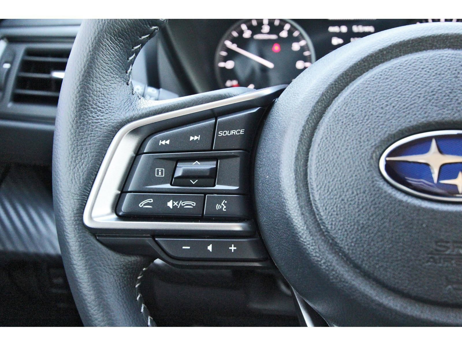 New 2026 Subaru Ascent Premium AWD/4WD image 13