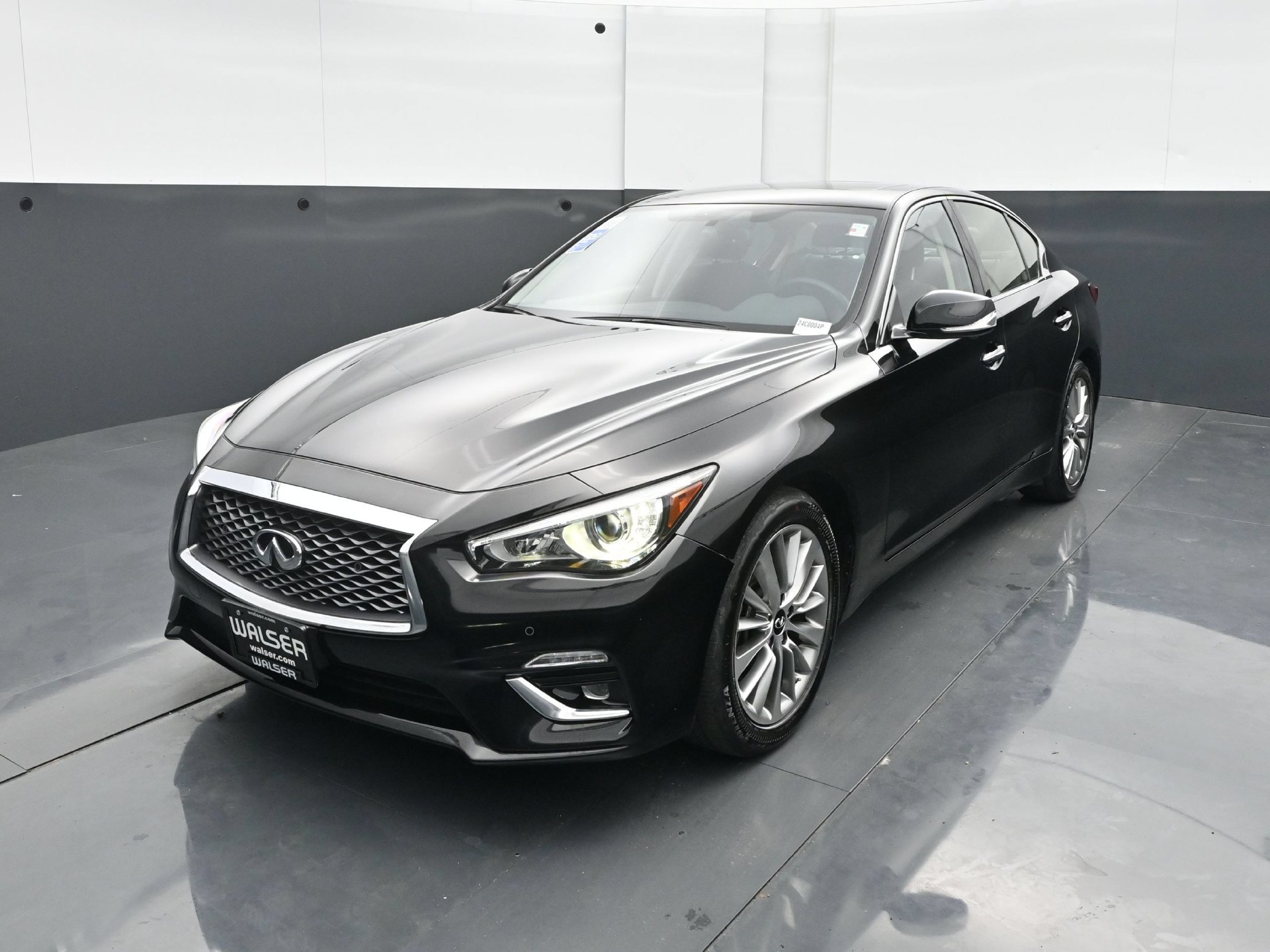 Used 2024 INFINITI Q50 Luxe AWD/4WD image 1
