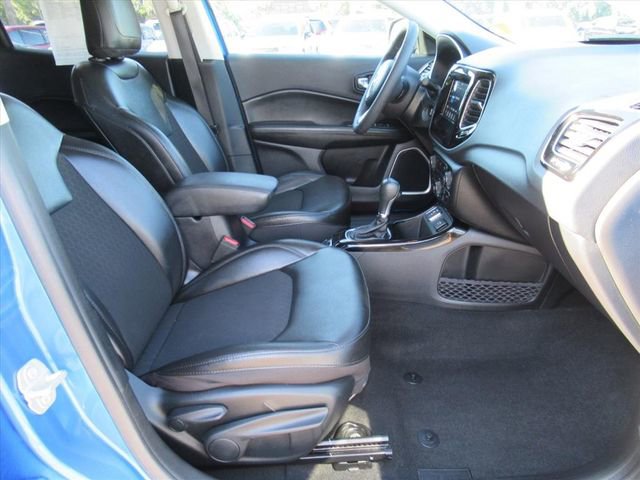 Used 2021 Jeep Compass Latitude FWD image 10