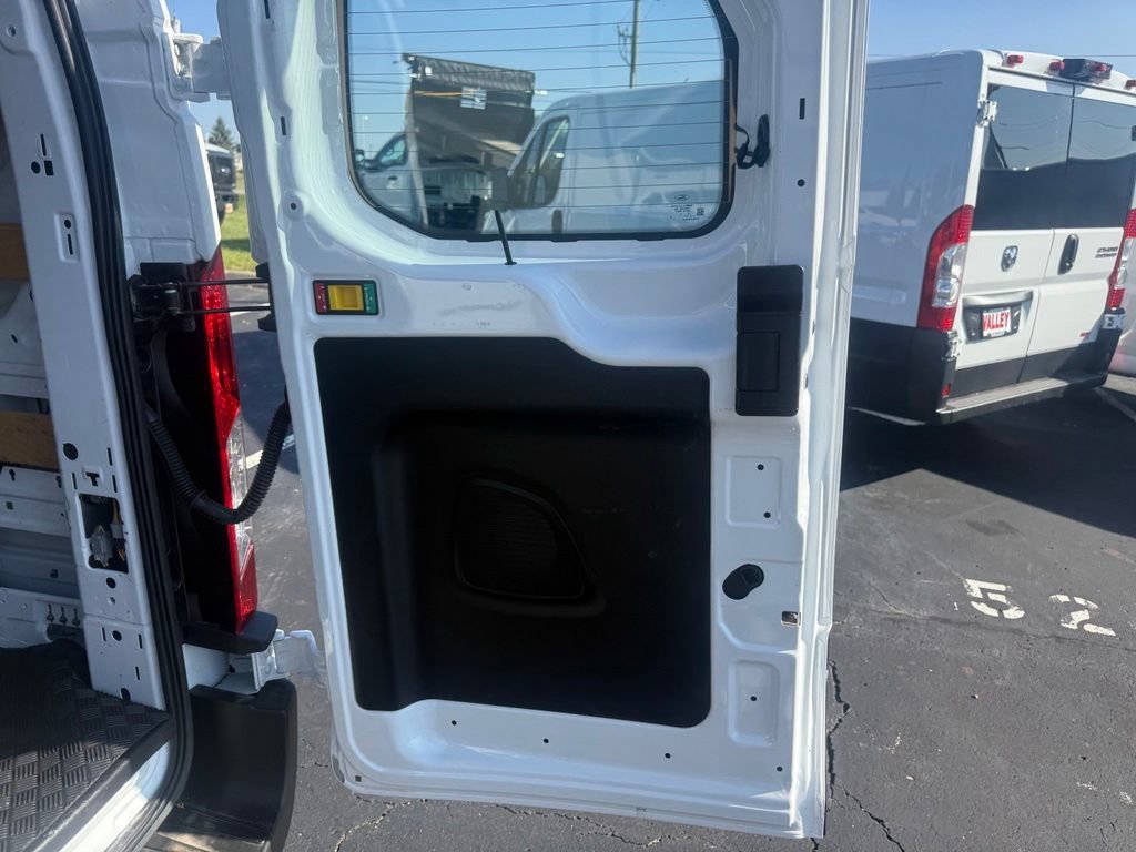 Used 2025 Ford Transit 250 Low Roof w/ Exterior Upgrade Package RWD image 39