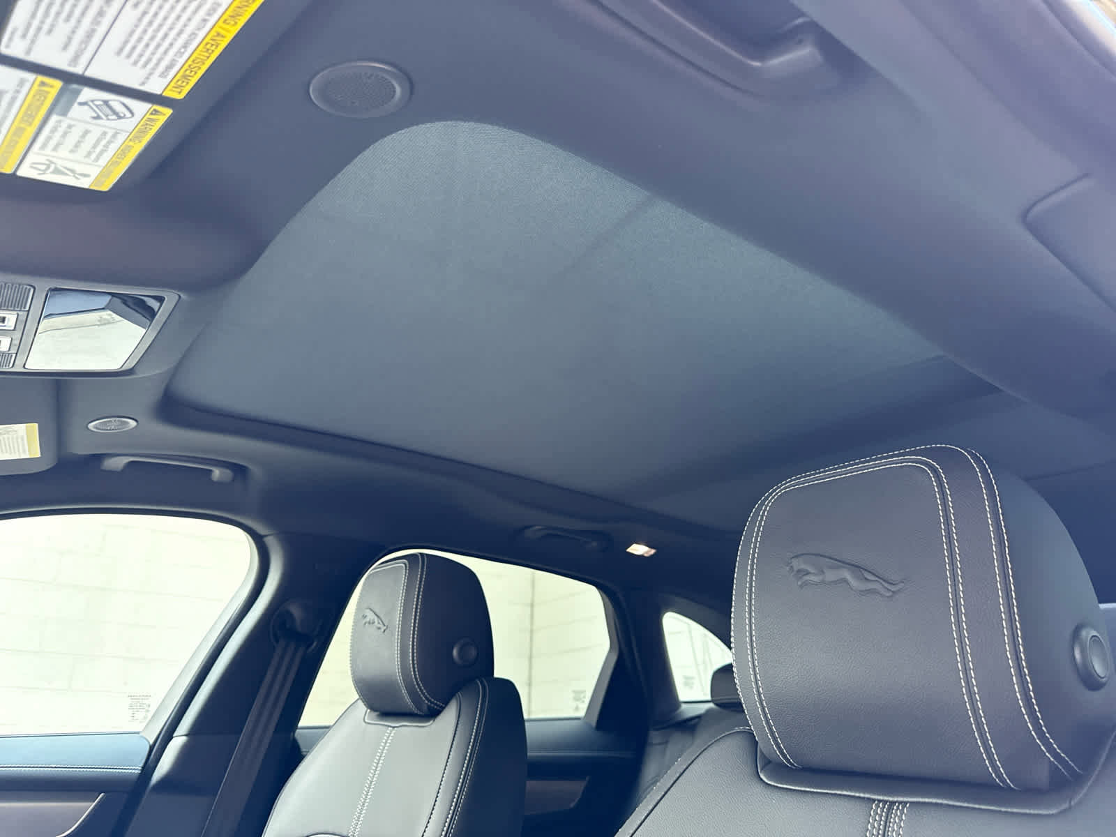 New 2026 Jaguar F-PACE R-Dynamic S image 18