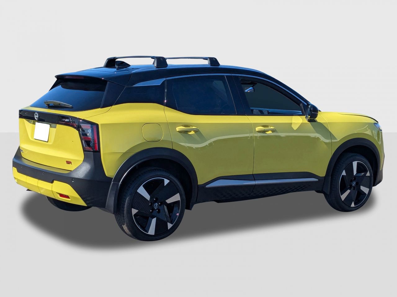 New 2026 Nissan Kicks SR image 5