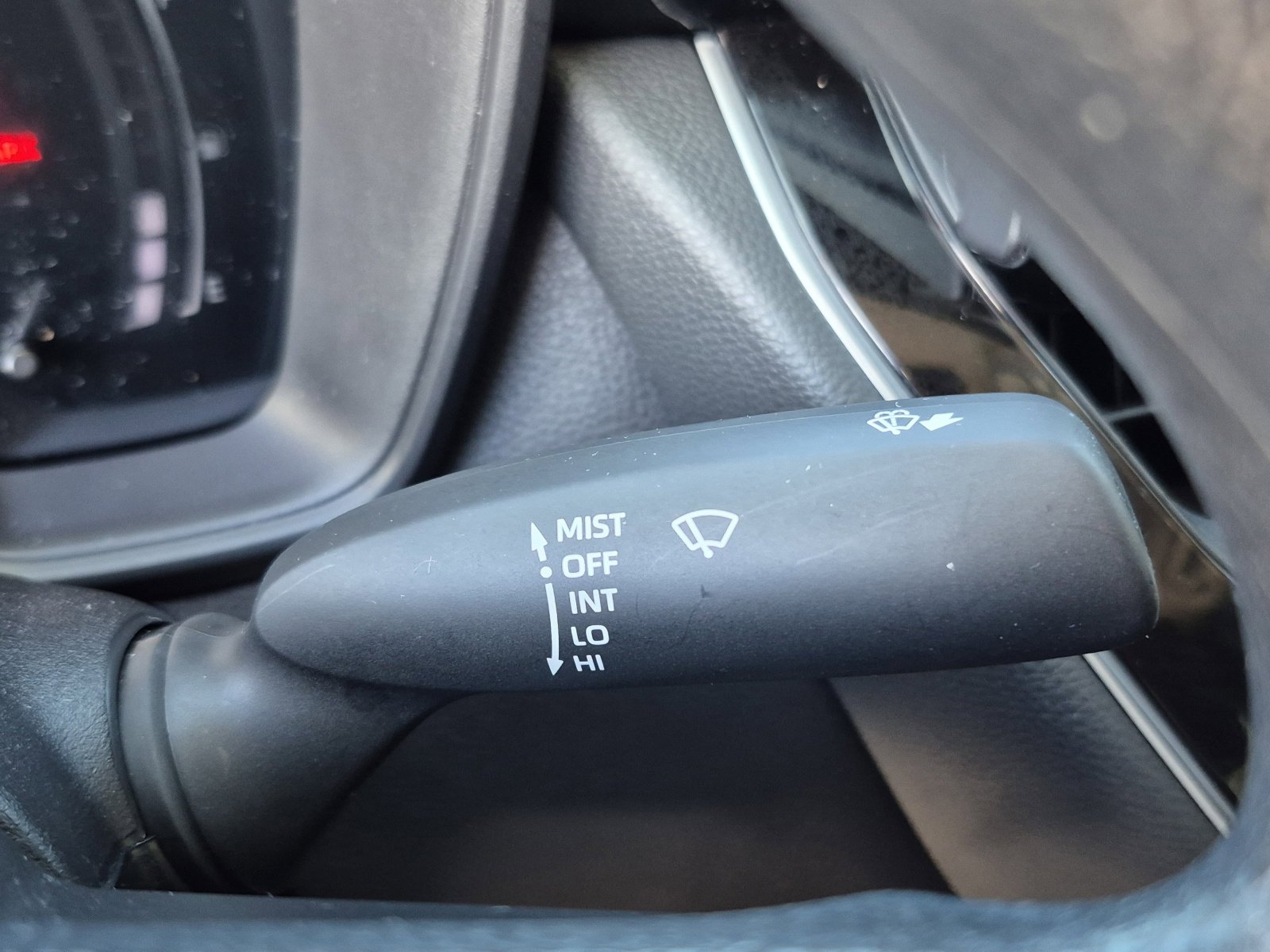 Used 2026 Toyota Corolla LE FWD image 31