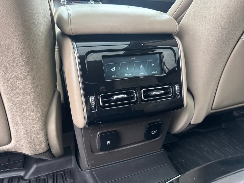 Used 2020 Lincoln Aviator Reserve w/ Equipment Group 201A AWD/4WD image 22