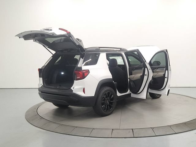 Used 2026 GMC Terrain Elevation w/ Black Edition AWD/4WD image 16