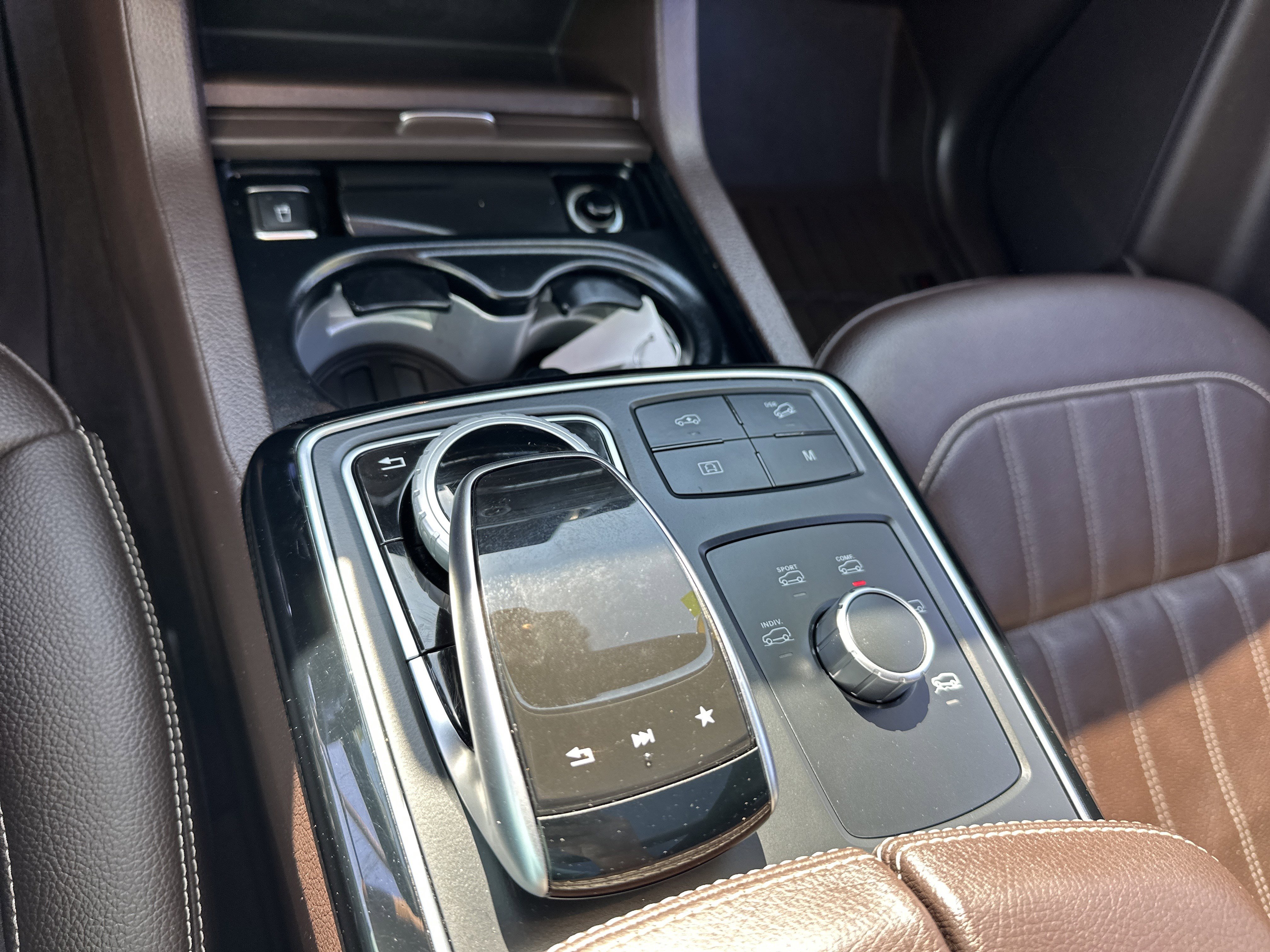 Used 2019 Mercedes-Benz GLS 450 4MATIC image 23