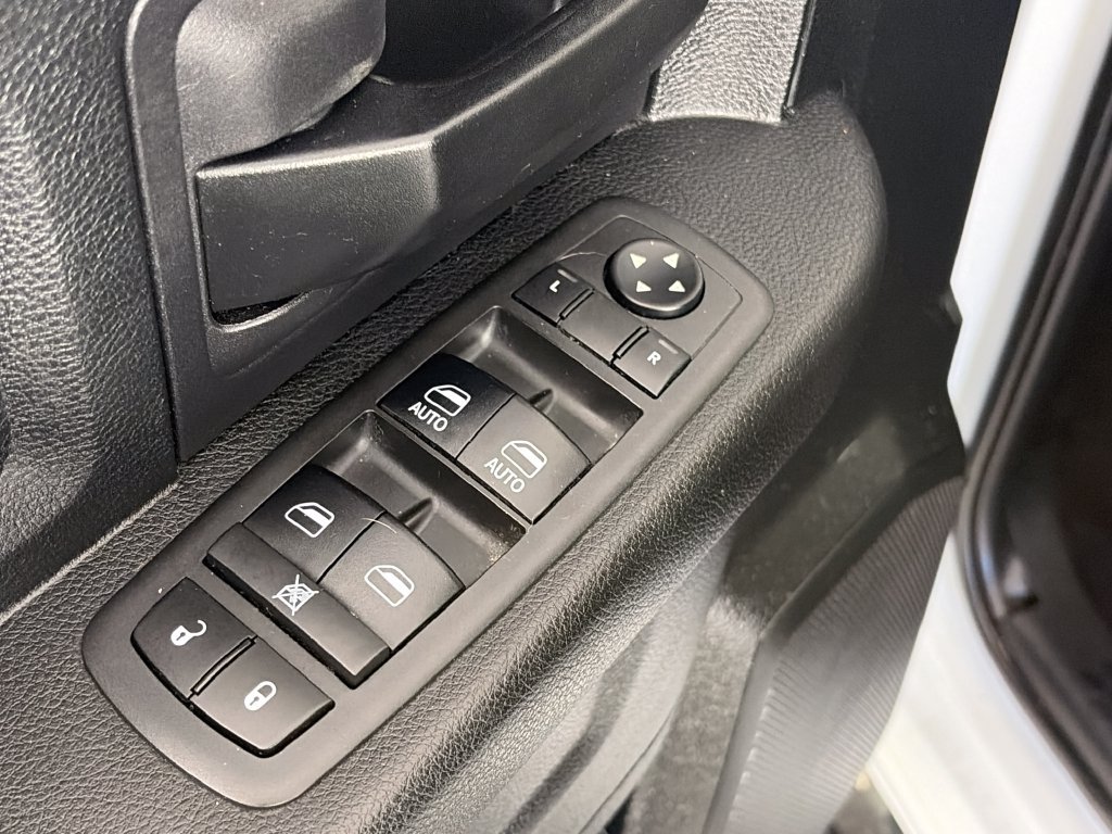 Used 2018 RAM 1500 Express w/ Express Value Package AWD/4WD image 24