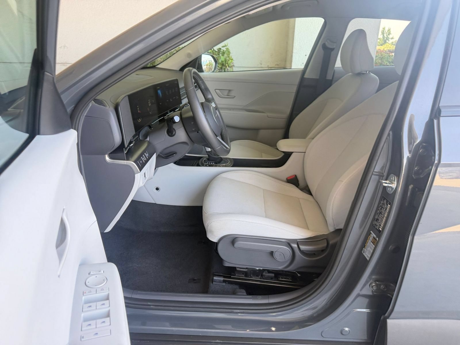 Used 2026 Hyundai Kona SEL Sport FWD image 27