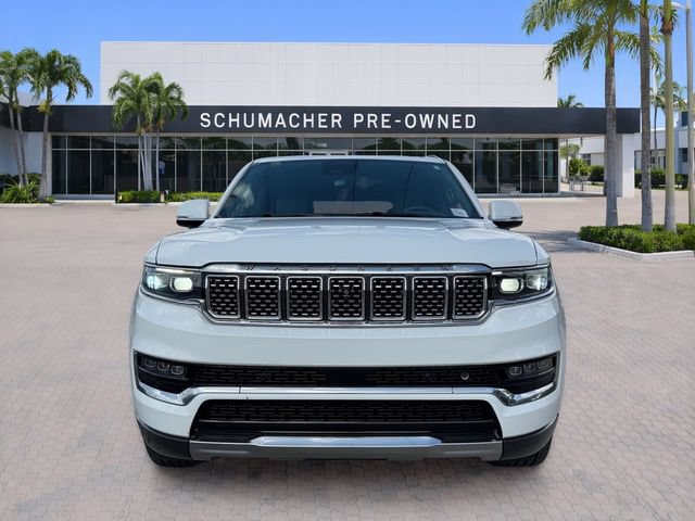 Used 2022 Jeep Grand Wagoneer Series III AWD/4WD image 2