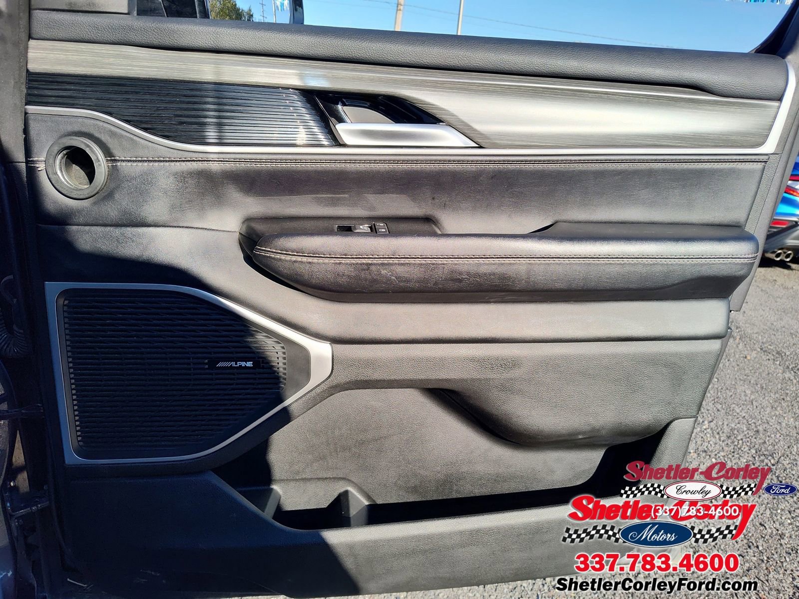 Used 2024 Jeep Wagoneer L Series II w/ Flexible Seating Group image 25