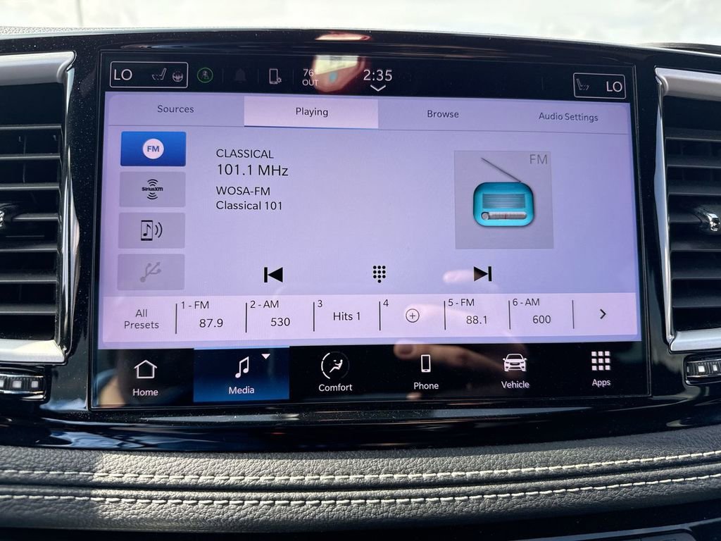 Used 2022 Chrysler Pacifica Touring FWD image 16