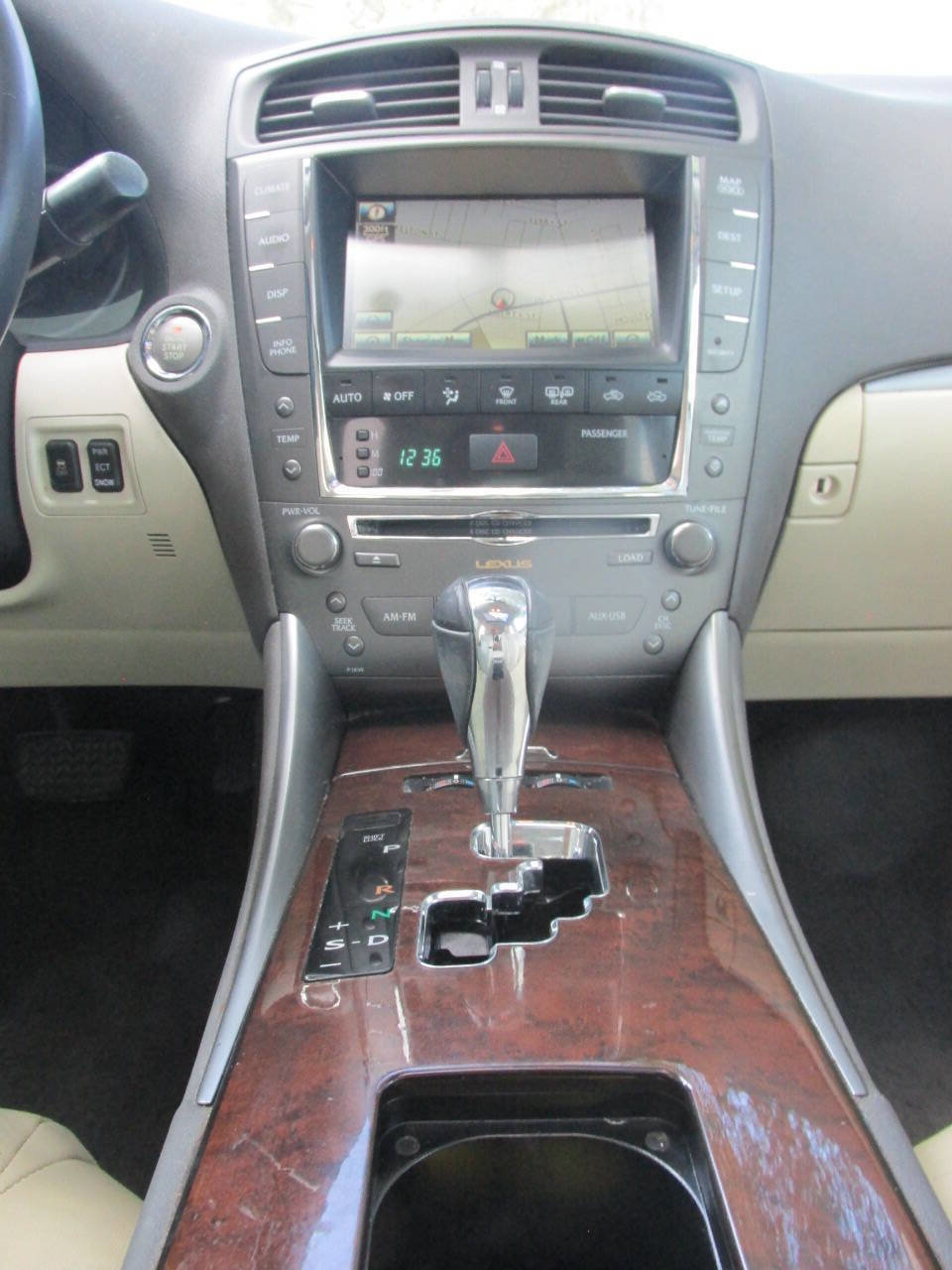 Used 2011 Lexus IS 250 w/ Premium Pkg Value Edition image 12