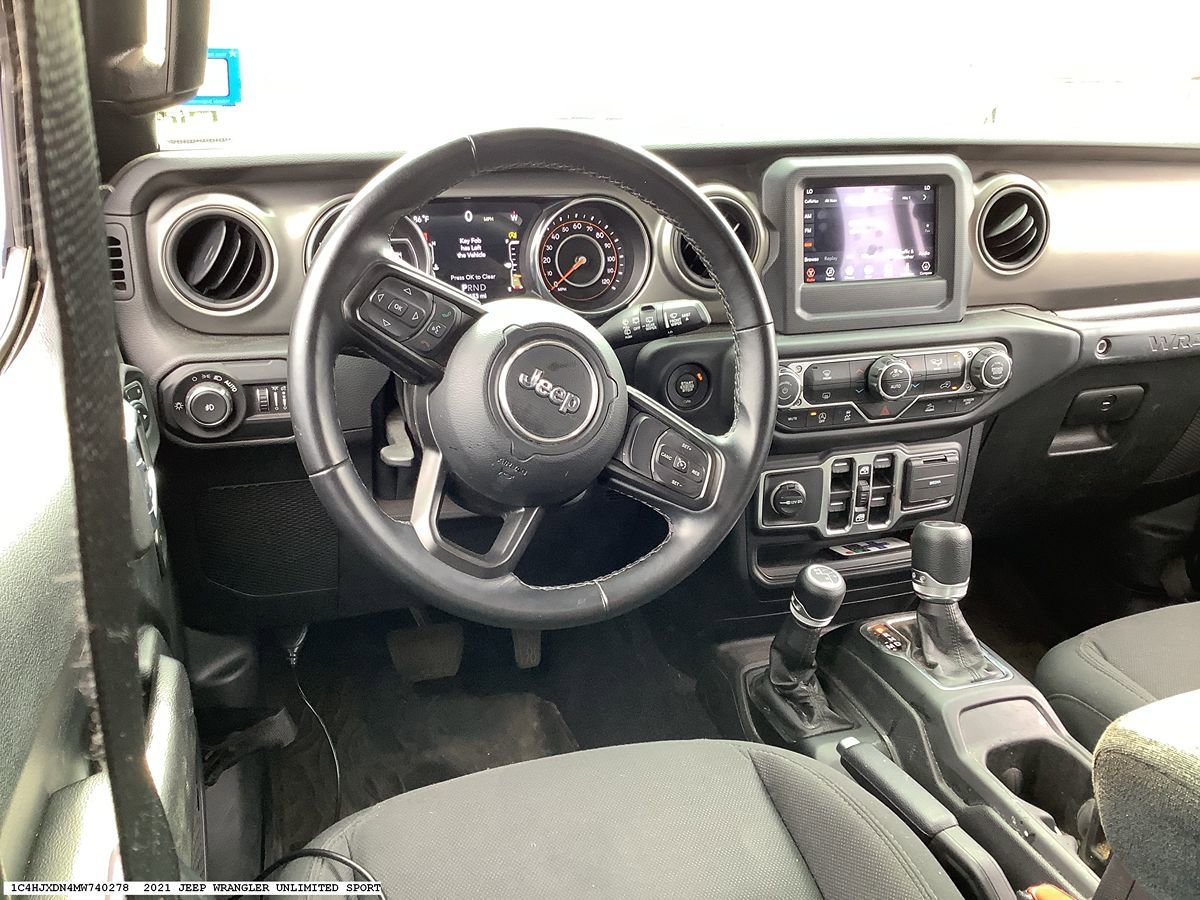 Used 2021 Jeep Wrangler Unlimited Sport AWD/4WD image 12