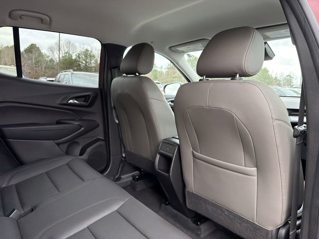 Used 2024 Chevrolet Trax ACTIV w/ Driver Confidence Package image 17