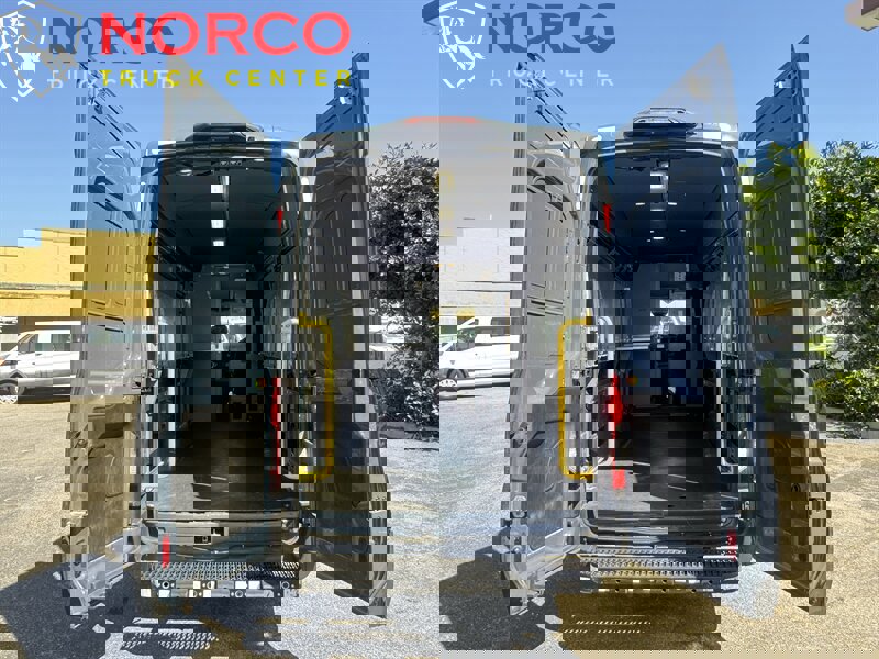 Used 2020 Ford Transit 250 148 High Roof Extended image 11