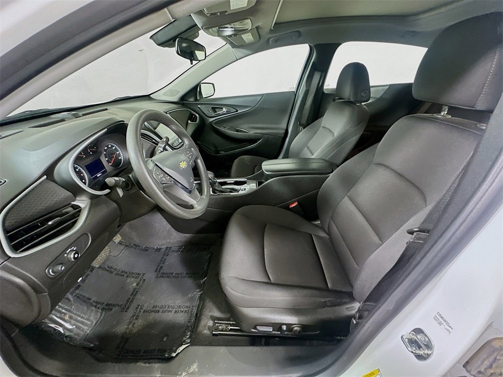 Used 2024 Chevrolet Malibu LT image 15