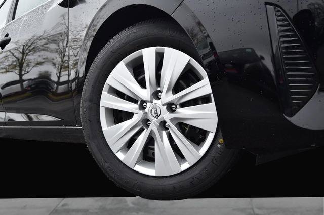 New 2025 Nissan Sentra S image 3