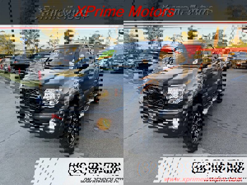 Used 2011 Toyota Tacoma PreRunner w/ SR5 Pkg #2 RWD image 3