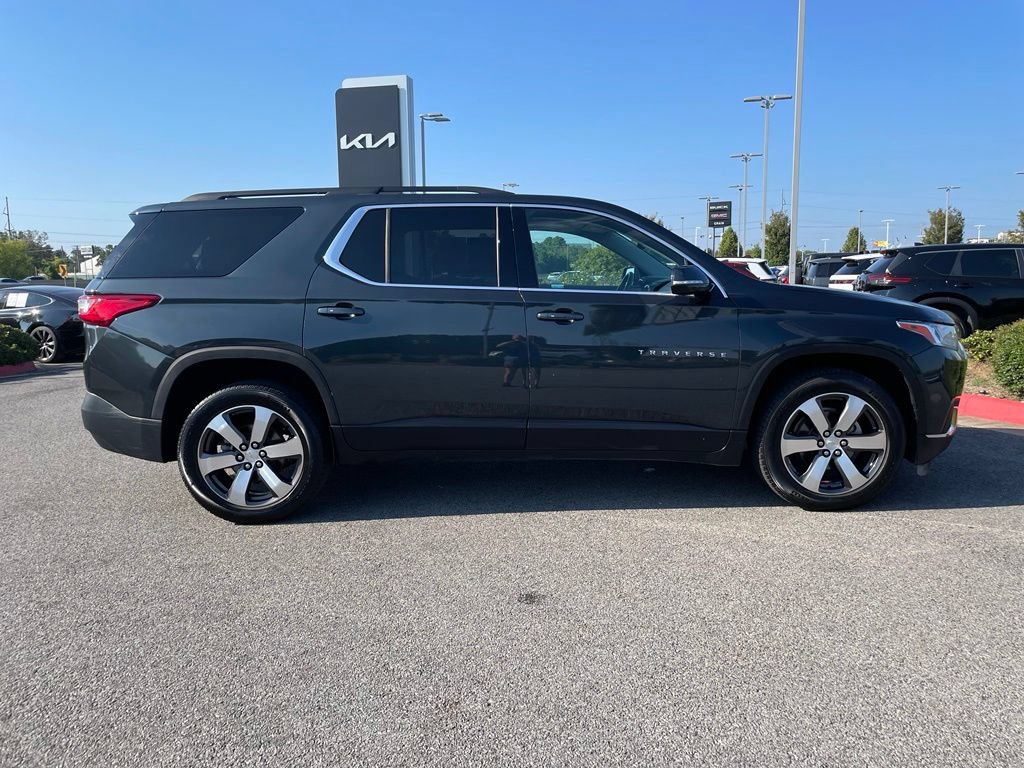 Used 2019 Chevrolet Traverse LT w/ LT Premium Package AWD/4WD image 9