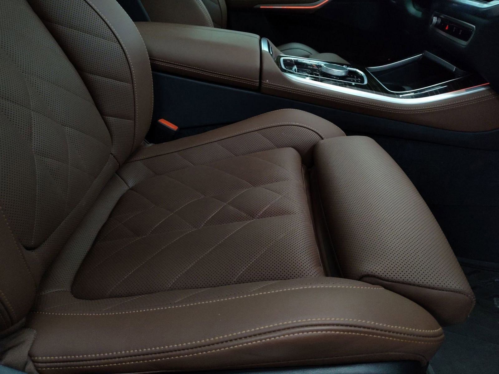 Used 2025 BMW X5 xDrive50e image 30