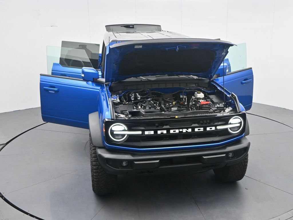 Used 2024 Ford Bronco Outer Banks w/ Sasquatch Package AWD/4WD image 48