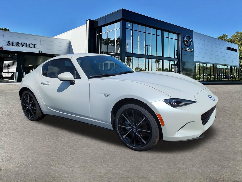 New 2026 MAZDA MX-5 Miata RF Grand Touring RWD image 2