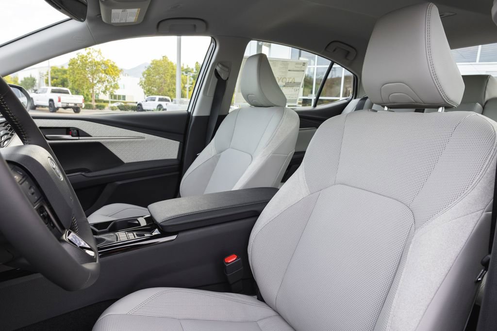 New 2026 Toyota Camry XLE image 8