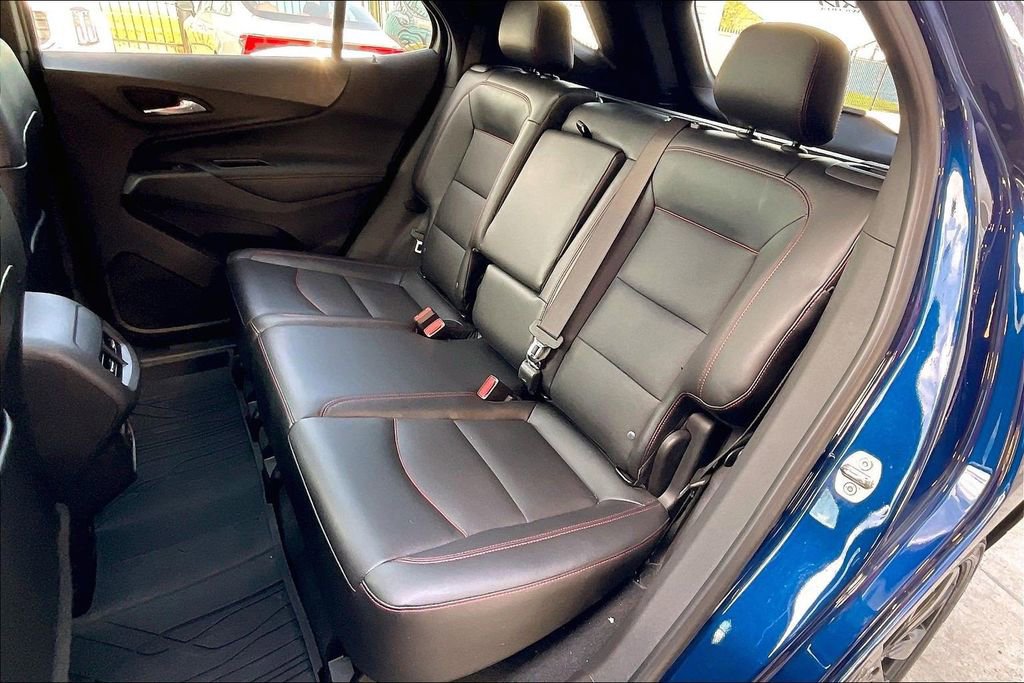 Used 2022 Chevrolet Equinox RS w/ RS Leather Package FWD image 26
