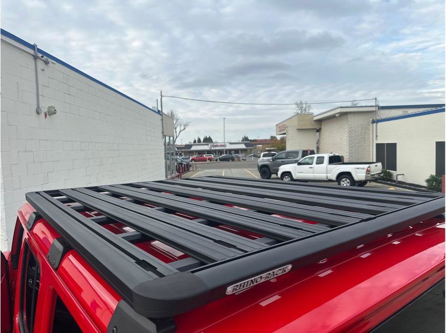 Used 2021 Jeep Wrangler Unlimited Rubicon image 32